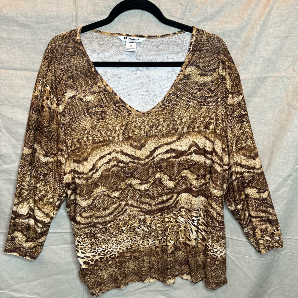 NYGARD Women’s Animal Print Shirt Plus Sz 2X  3/4 sleeve Excellent Condition